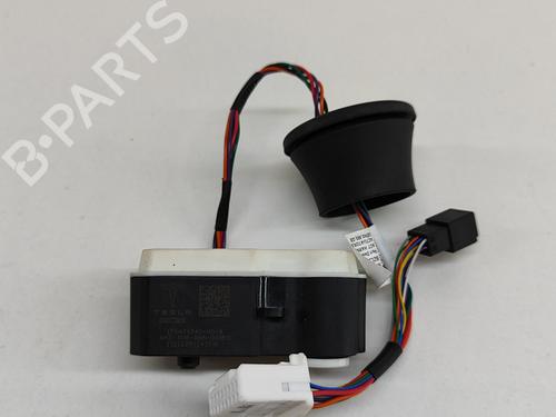 Used Electronic module TESLA MODEL 3 (5YJ3) EV AWD (441 hp) 27768613