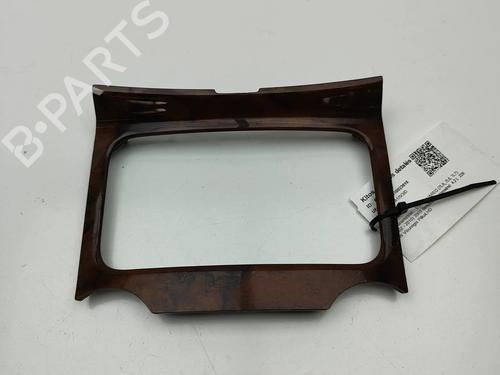 middle-console-vw-touareg-7la-7l6-7l7-2002-2003-2004-2005-2006-2007-2008-2009-2010-2011-2012-2013-24819324 main image