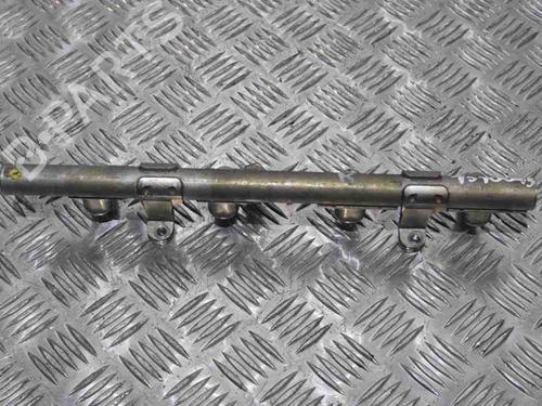 Used Injection rail AUDI Q7 (4LB) 4.2 FSI quattro (350 hp) 6720517