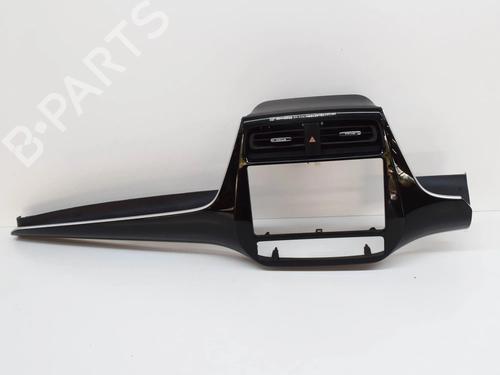 other-toyota-prius-_w5_-2015-2016-2017-2018-2019-2020-2021-2022-27749197 main image
