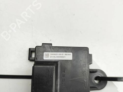 Electronic module TESLA MODEL S (5YJS) P100D AWD | BP33390532M83  - Image 6