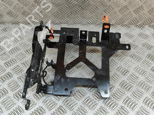 BP27776710O1 main image