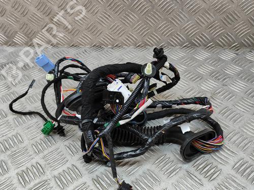 Used Wiring harness TESLA MODEL 3 (5YJ3) EV (283 hp) 27765391