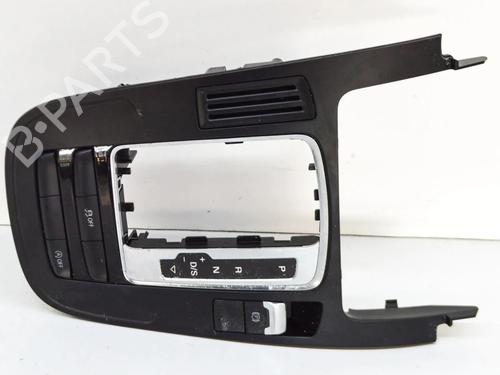 automatic-gearbox-selector-audi-a5-8t3-20-tdi-8k0959673f-8k0864261f-8k0959673l-2007-2008-2009-2010-2011-2012-2013-2014-2015-2016-2017-10069843 main image