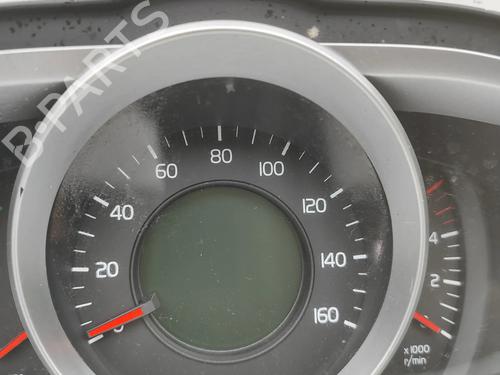 Instrument cluster VOLVO V40 Cross Country (526) D2 | BP32119526C47 