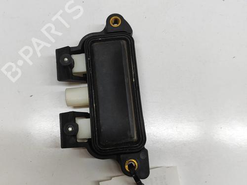 switch-tesla-model-s-5yjs-2012-28498002 main image