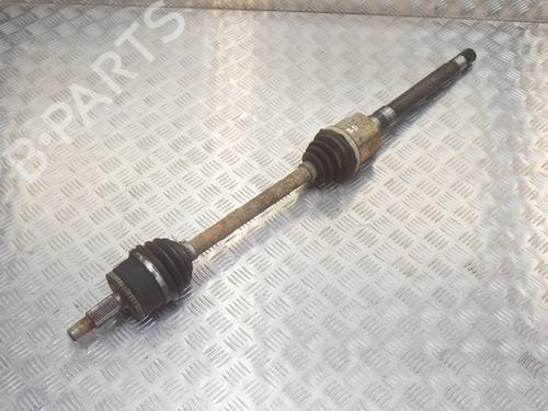 Used Right front driveshaft Right front driveshaft LAND ROVER DISCOVERY IV (L319) 3.0 SDV6 4x4 (256 hp) 8839534 8839534