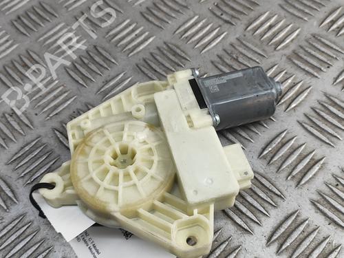 Left front window motor MERCEDES-BENZ C-CLASS T-Model (S205) C 300 BlueTEC Hybrid / h (205.212) | BP28194891E21 