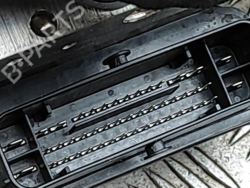 ABS pump TESLA MODEL Y (5YJY) Long Range All-wheel Drive | BP36232023M43 - Image 4