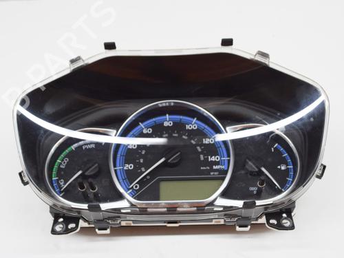 Used Instrument cluster TOYOTA YARIS (_P13_) 1.5 Hybrid (NHP130_) (101 hp) 10074644