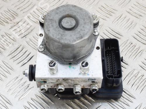 Used ABS pump NISSAN QASHQAI II (J11, J11_) 1.6 DIG-T (163 hp) 6741730