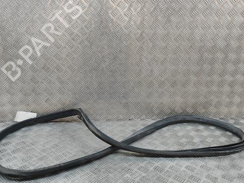 Used Rubber door seal MERCEDES-BENZ A-CLASS (W176) A 180 (176.042) (122 hp) 25217944