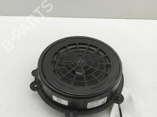 Used Speaker PORSCHE TAYCAN Sport Turismo (Y1C) 4S Performance Battery Plus (Y1CDB1) (571 hp) 31762882