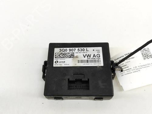 Used Electronic module Electronic module AUDI A3 Sportback (8VA, 8VF) 1.0 TFSI (115 hp) 17225513 17225513
