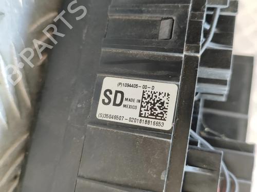 Fuse box TESLA MODEL S (5YJS) P100D AWD | BP28497987E1  - Image 9