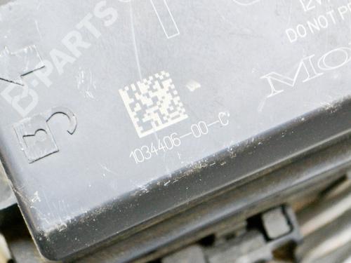 Fuse box TESLA MODEL S (5YJS) 90D AWD | BP10073173E1  - Image 6