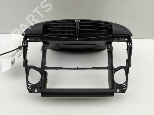 Used Air vent Air vent PORSCHE 911 Convertible (996) 3.4 Carrera (301 hp) 40502515 40502515
