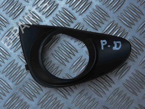 Used Grille TOYOTA YARIS (_P13_) 1.3 (NSP130_, NSP130) (99 hp) 29637459