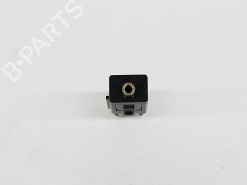 Used Electronic module Electronic module SKODA OCTAVIA III Combi (5E5, 5E6) 2.0 TDI RS (184 hp) 8074098 8074098