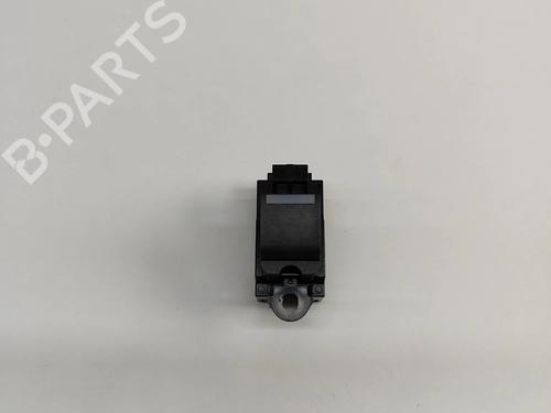 Used Right rear window switch LAND ROVER RANGE ROVER EVOQUE (L538) 2.2 D 4x4 (190 hp) 26066610