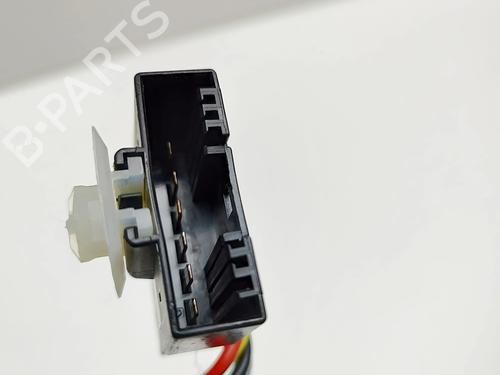Cup/Object holder BMW X5 (G05, F95) xDrive 45 e Plug-in Hybrid | BP36358573I37 - Image 7