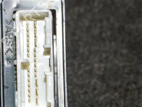 Used Electronic module Electronic module TOYOTA AURIS (_E15_) 1.6 (ZRE151_, ZRE151R) (124 hp) 6722586 6722586