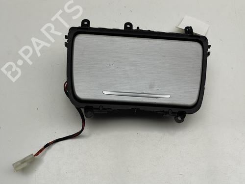 Used Cup/Object holder BMW 5 Touring (F11) M 550 d xDrive (381 hp) 30004949