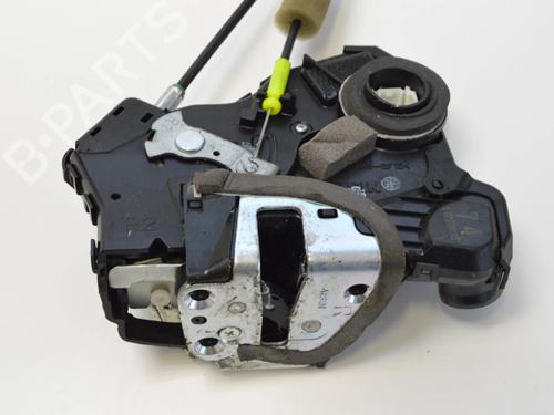 Used Front right lock LEXUS ES (MCV_, VZV_) 3.3 (MCV31_) (228 hp) 30234375