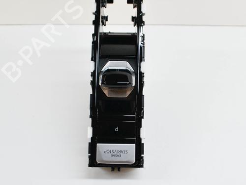 Used Gear lever VW GOLF VIII (CD1, DA1) 1.5 eTSI (150 hp) 27758037