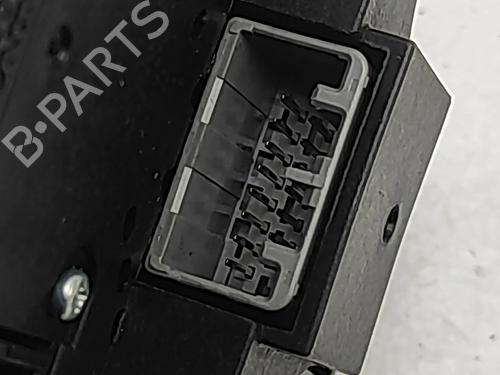 Switch VOLVO V60 II (225) B6 Mild-Hybrid AWD | BP31626714I30 