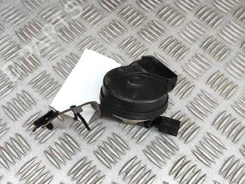 Used Horn VW TIGUAN (5N_) 2.0 TDI (140 hp) 17444651