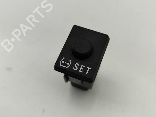 Used Switch LEXUS IS III (_E3_) 300h (AVE30_, AVE30R) (220 hp) 27797207