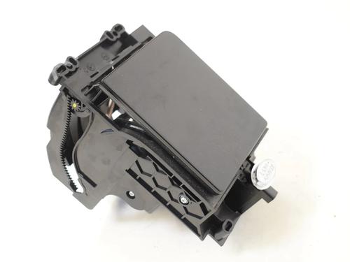 glove-box-land-rover-range-rover-velar-l560-2017-33338889 main image