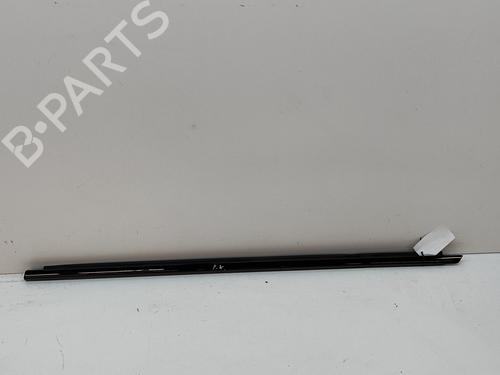 Used Door moulding trim BMW X7 (G07) xDrive 40 d Mild-Hybrid (352 hp) 27772663