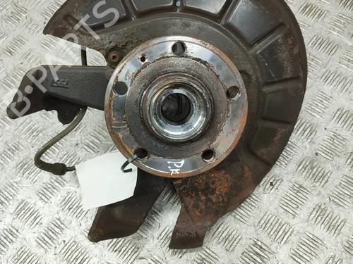 Used Left front steering knuckle SKODA YETI (5L) 2.0 TDI 4x4 (110 hp) 31902906