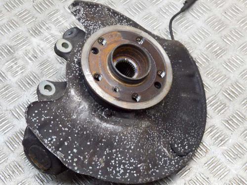 Used Left rear steering knuckle TESLA MODEL S (5YJS) 70D AWD (525 hp) 16270615