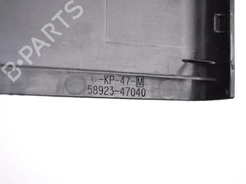 Middle console TOYOTA PRIUS (_W3_) 1.8 Hybrid (ZVW3_) | BP30228505I22 