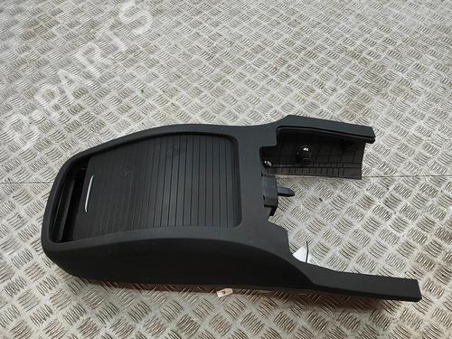 Used Middle console Middle console MERCEDES-BENZ V-CLASS (W447) V 220 CDI / d (447.811, 447.813, 447.815) (163 hp) 28436191 28436191