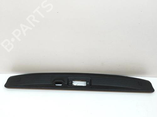 Used Tailgate trim Tailgate trim LAND ROVER RANGE ROVER IV (L405) 4.4 SDV8 4x4 (340 hp) 36044618 36044618