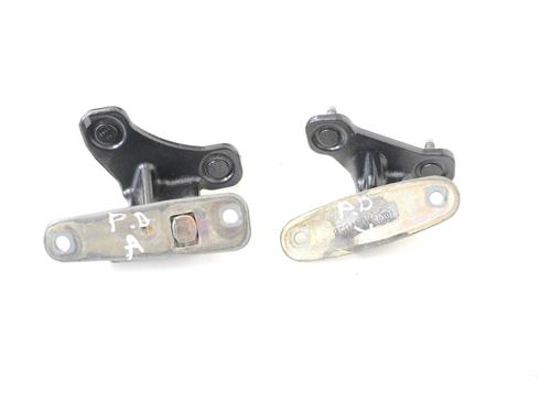 hingedoor-check-strap-mercedes-benz-e-class-w212-2009-2010-2011-2012-2013-2014-2015-2016-30208526 main image