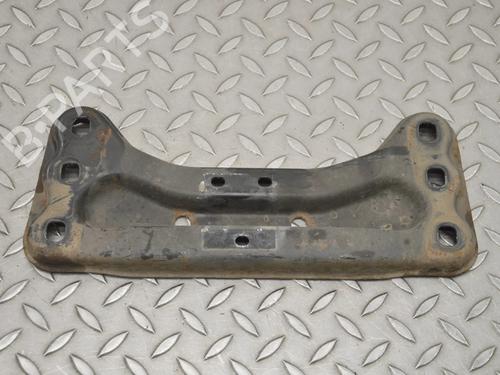 Used Gearbox mount Gearbox mount MERCEDES-BENZ SLK (R171) 280 (171.454) (231 hp) 33358413 33358413