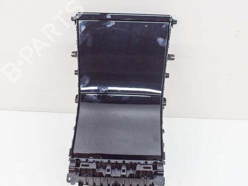 Handskerum TESLA MODEL 3 (5YJ3) EV (283 hp) 27750380