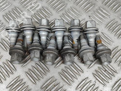 BP27789195O1 main image