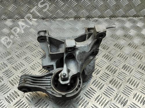 Used Engine mount DS DS 7 Crossback (J4_, JR_, JC_) 2.0 BlueHDi 180 (JJEHZR) (177 hp) 31926380