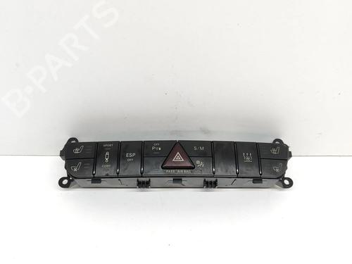 Used Switch MERCEDES-BENZ GL-CLASS (X164) GL 420 CDI 4-matic (164.828) (306 hp) 17225422