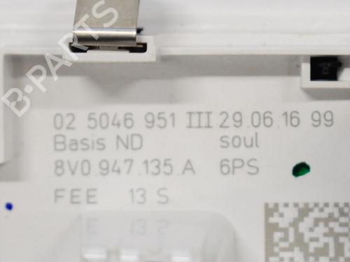 Interior roof light AUDI Q3 (8UB, 8UG) 2.0 TDI | BP6748944I8 