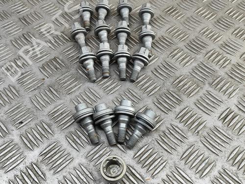 BP28560925O1 main image