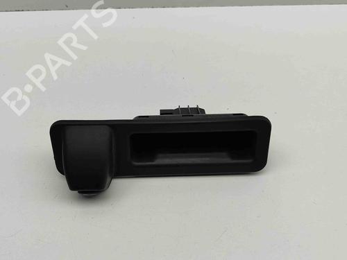 Używane Klamka klapy tylnej / bagażnika BMW X5 (G05, F95) xDrive 45 e Plug-in Hybrid (394 hp) 27334614