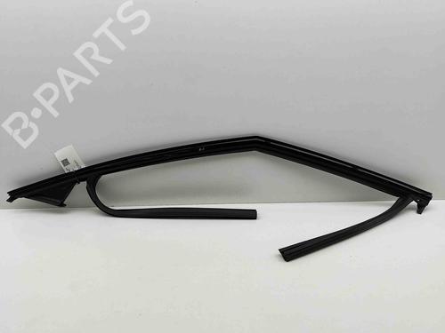 Used Door moulding trim POLESTAR POLESTAR 2 (534) EV (231 hp) 28062391
