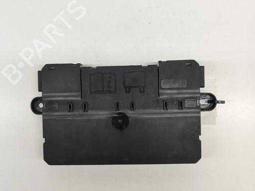 Used Fuse box LAND ROVER DISCOVERY V (L462) 3.0 D 4x4 (211 hp) 16944860